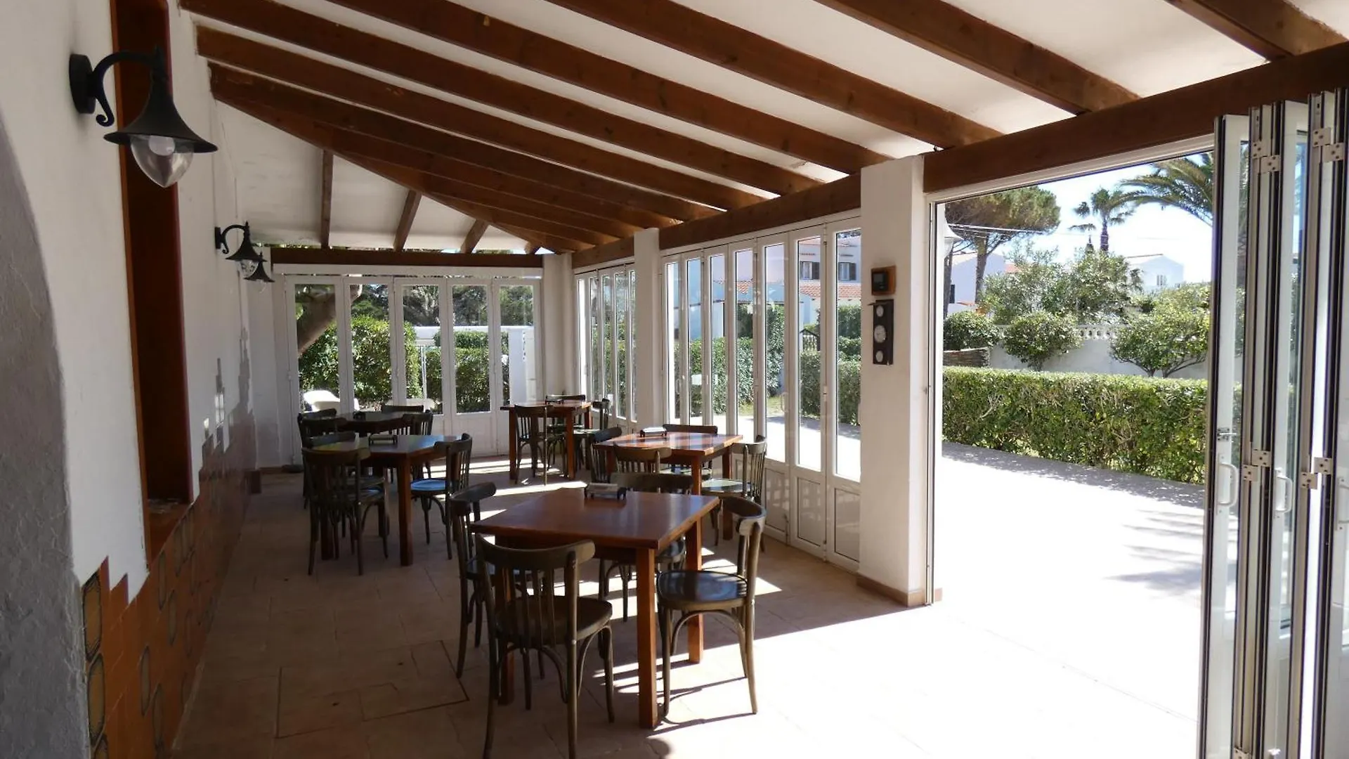 Affittacamere Hostal Port Fornells