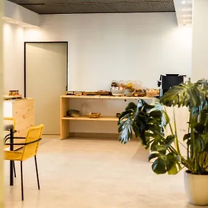 3* Hotel La Cigueena