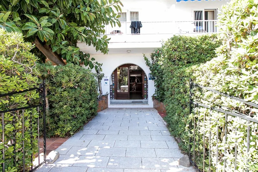 Hostal Port Fornells (Adults Only) 2*, Fornells (Menorca)